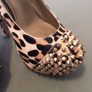 STEVE MADDEN studded high heels size 6.5 m shoes